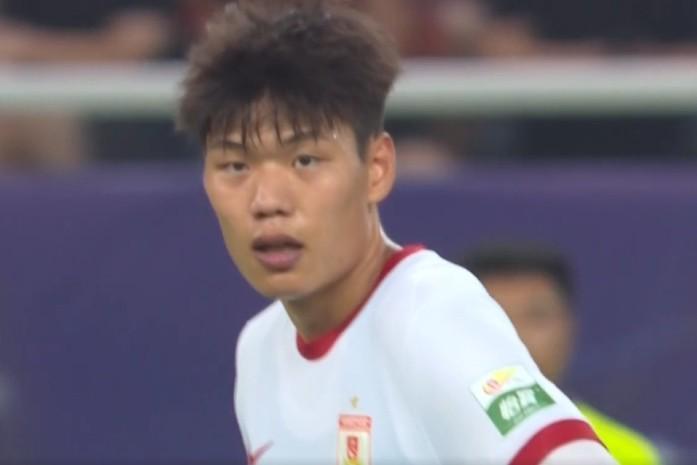 博鱼体育官网-李平康：贺一然加盟泰山基本差不多了，玄智健基本不可能了