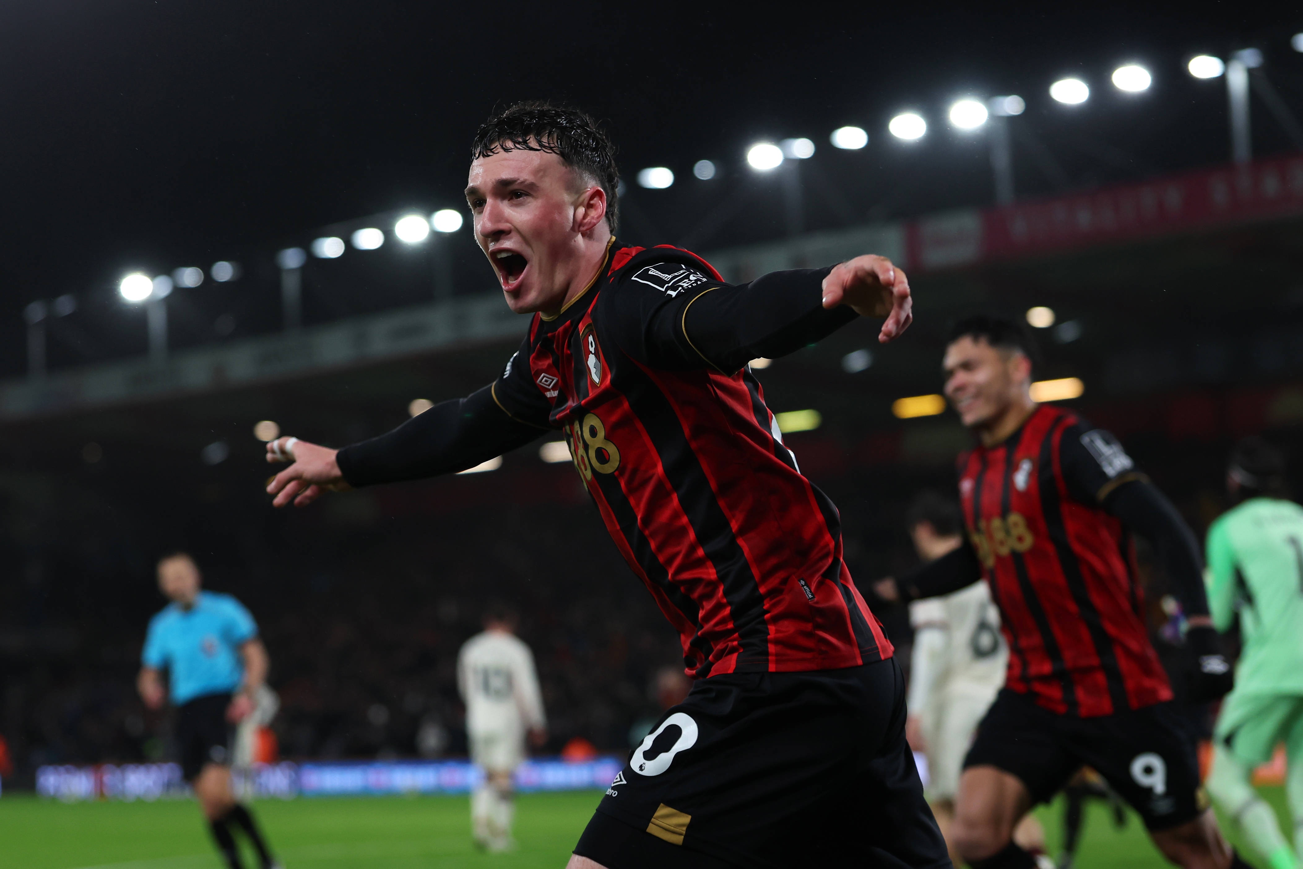 博鱼体育下载-TA：伯恩茅斯即将1950万＋500万欧买断希门尼斯，米兰皇马各拿50%