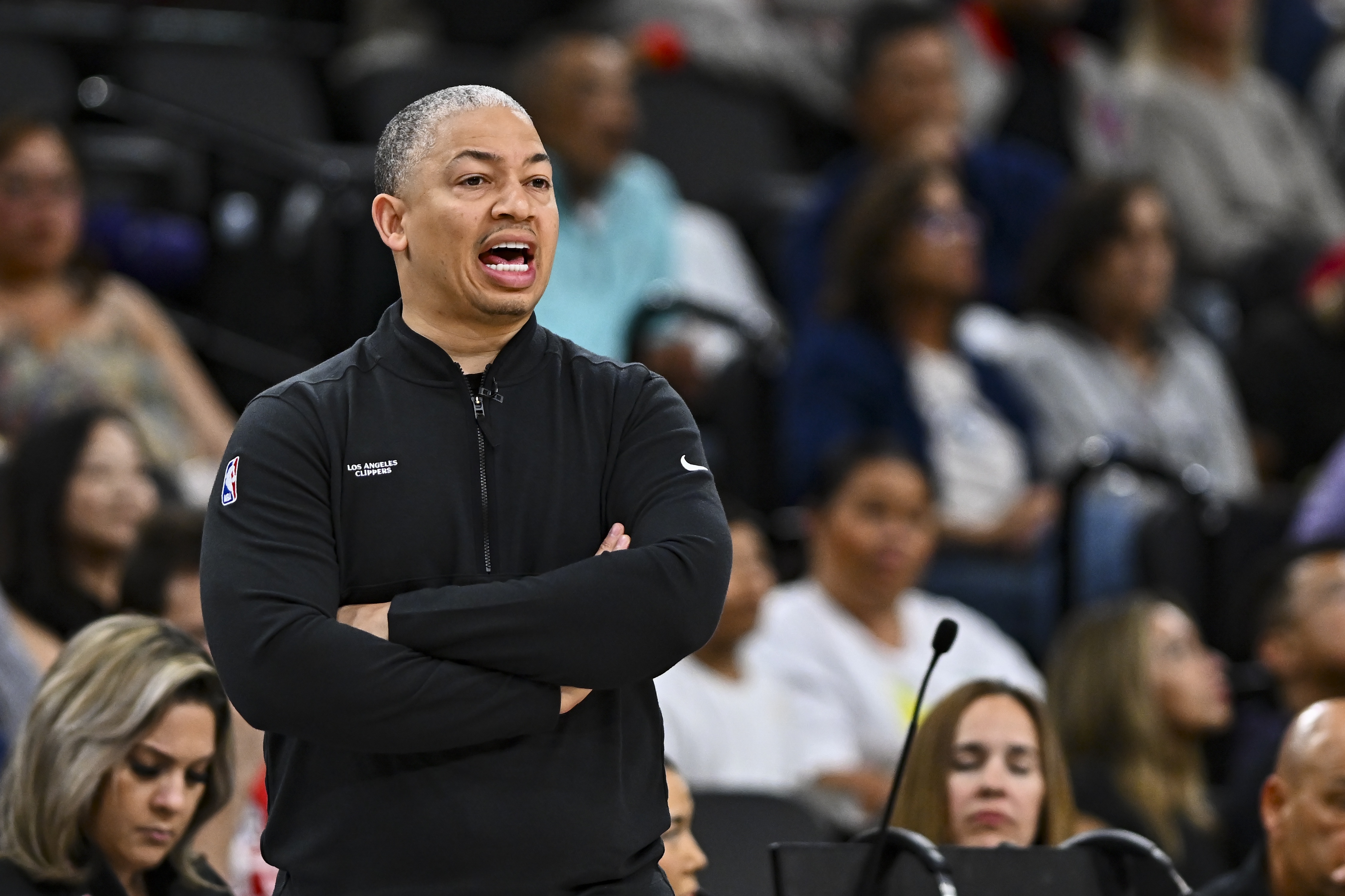 博鱼体育-泰伦·卢：我们现在的小个阵容效果不够好 我告诉队员 这责任在我